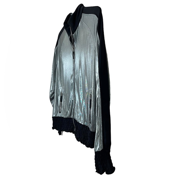 💥2/$15 BNW Weekend metallic silver bomber style light jacket black trim sz 16 - Picture 6 of 12